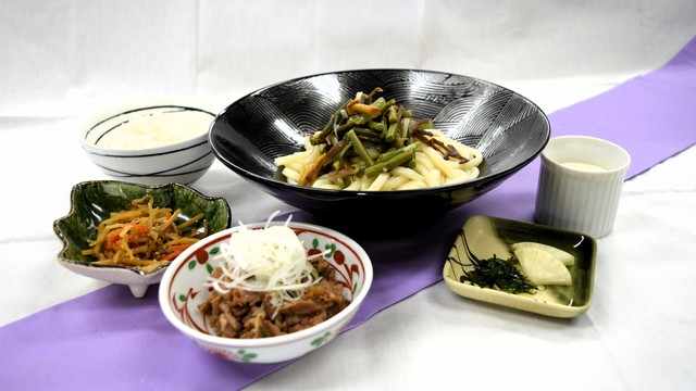 山菜飛騨牛うどん